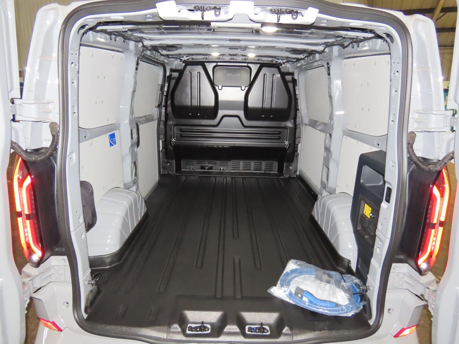 Used Ford Transit Custom 2025 for sale - 76572027: Photo 11