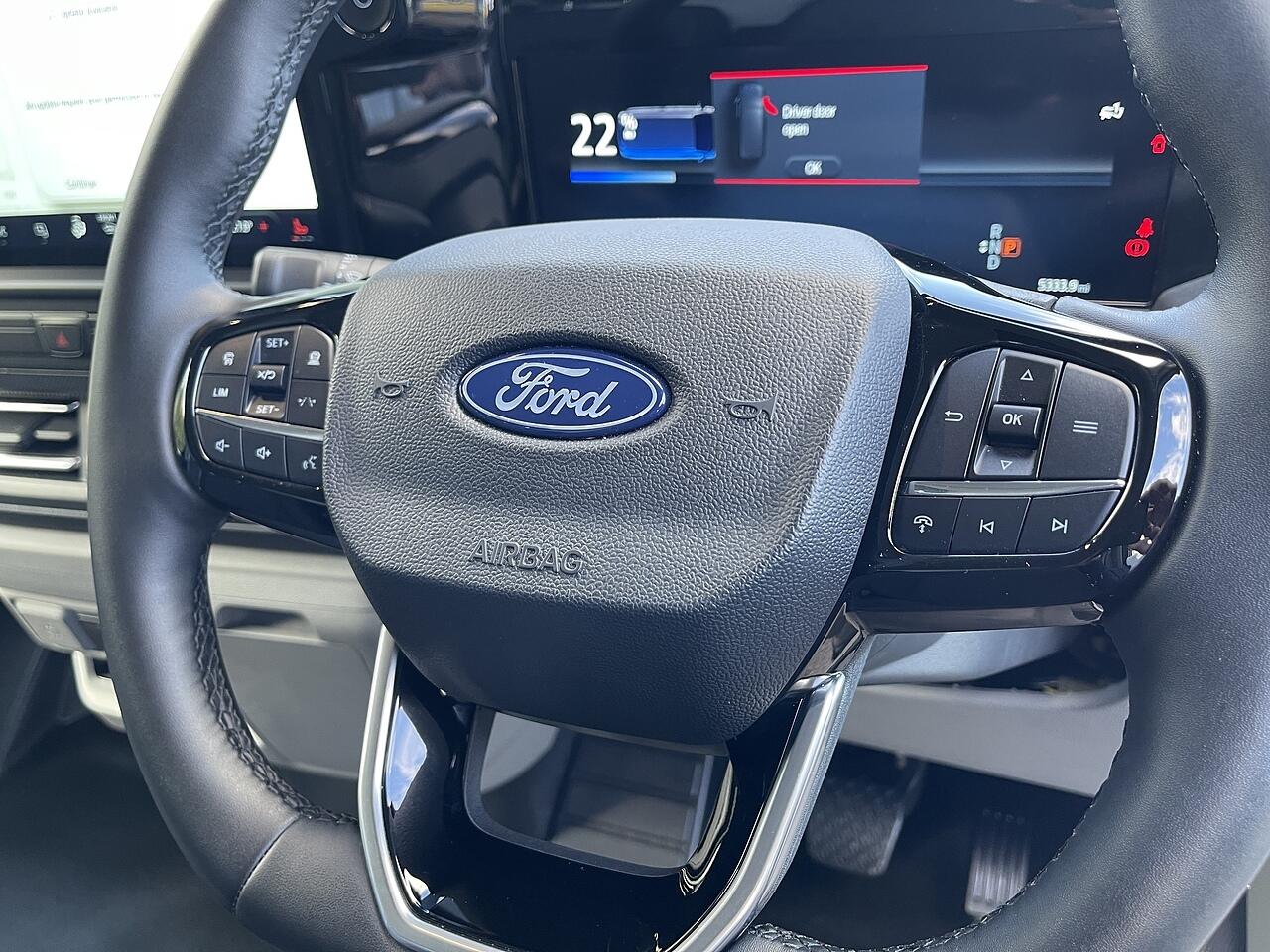 Used Ford E-Transit 2025 for sale - 76572027: Photo 24