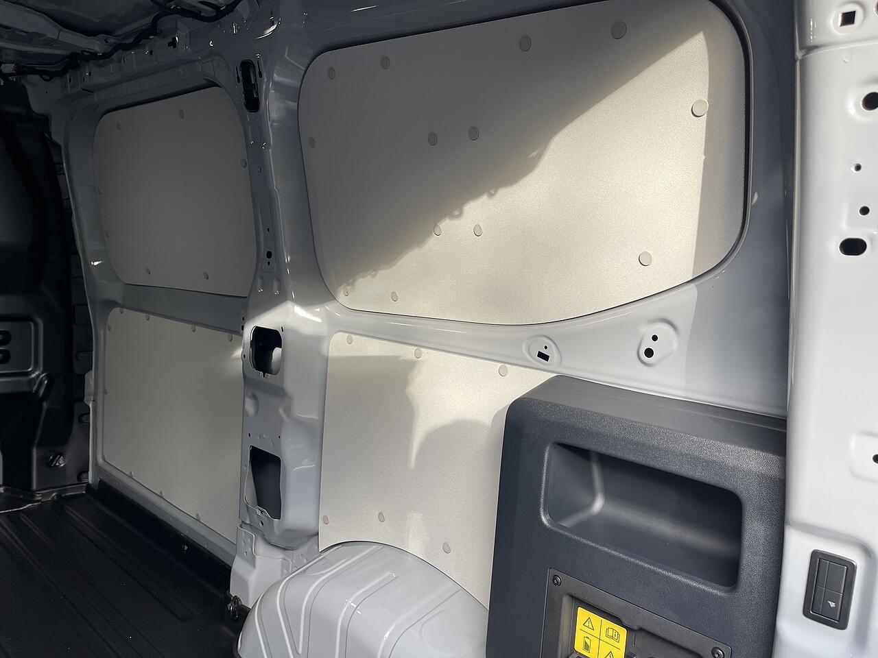 Used Ford E-Transit 2025 for sale - 76572027: Photo 32