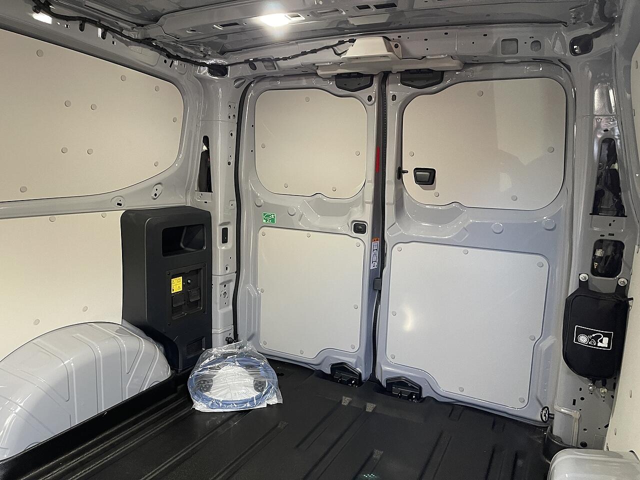Used Ford E-Transit 2025 for sale - 76572027: Photo 34