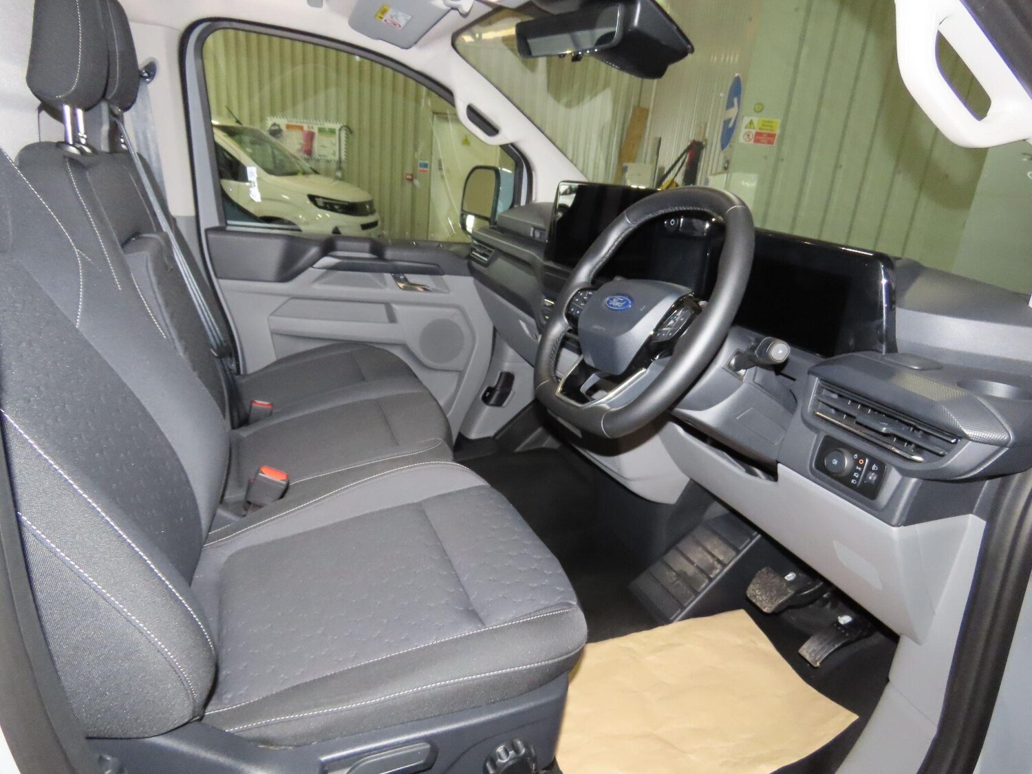 Used Ford Transit Custom 2025 for sale - 76572027: Photo 7
