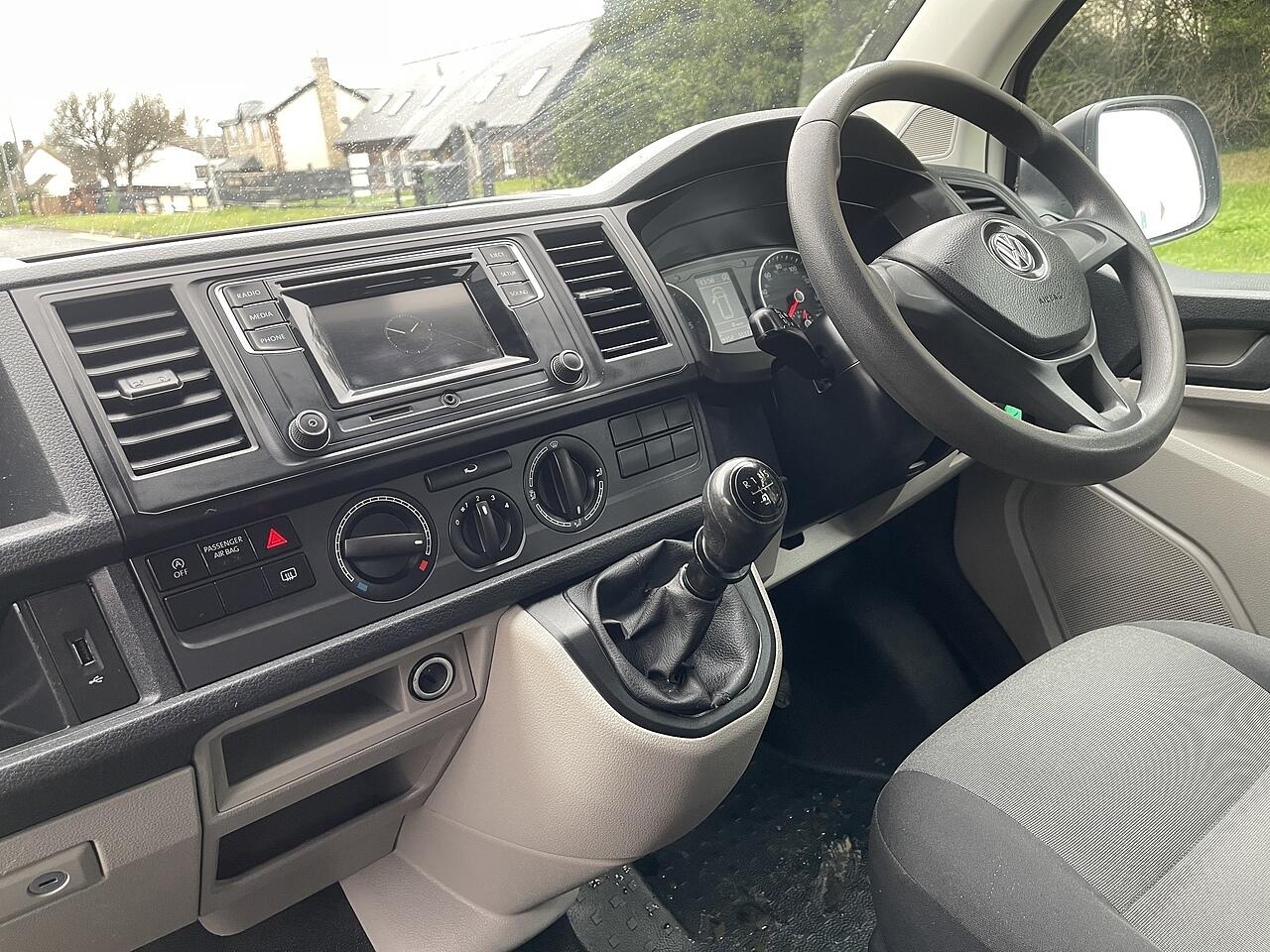 Used Volkswagen Transporter 2018 for sale - 76667389: Photo 20