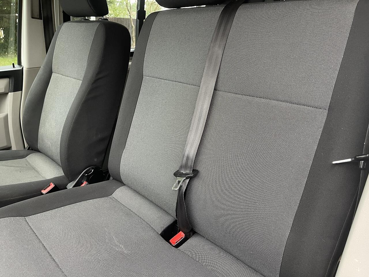 Used Volkswagen Transporter 2018 for sale - 76667389: Photo 23