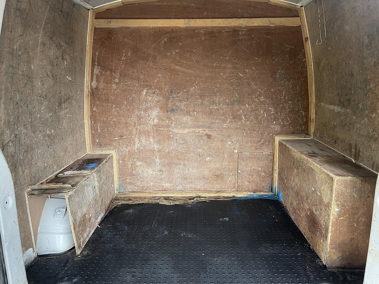 Used Volkswagen Transporter 2018 for sale - 76667389: Photo 31