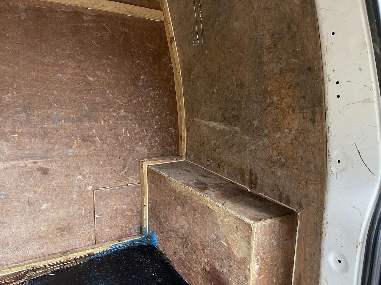 Used Volkswagen Transporter 2018 for sale - 76667389: Photo 32