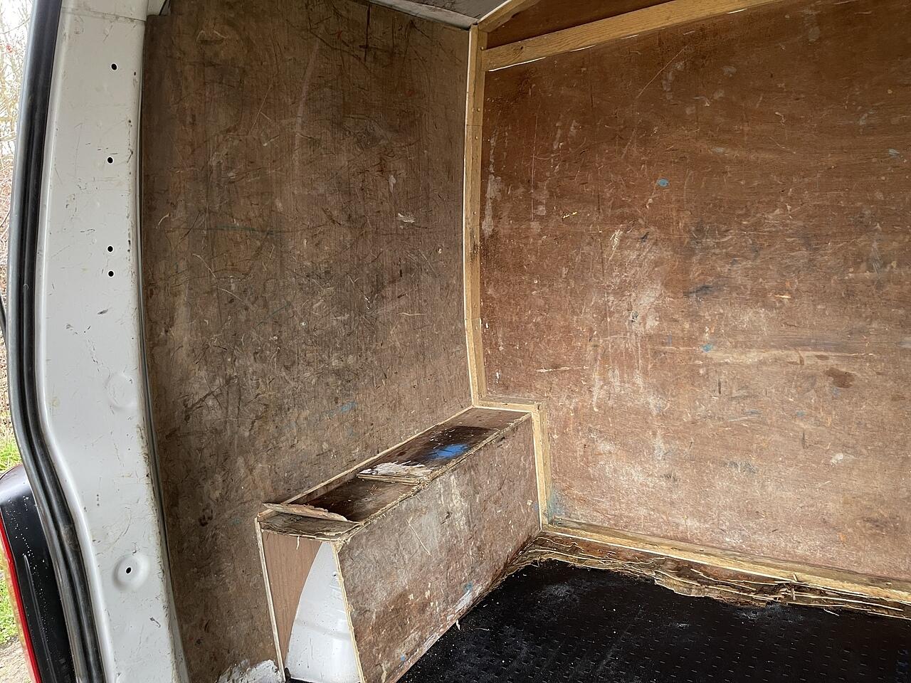 Used Volkswagen Transporter 2018 for sale - 76667389: Photo 33