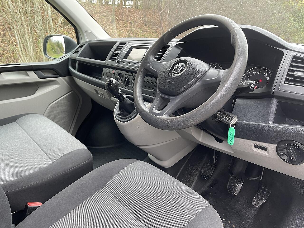 Used Volkswagen Transporter 2018 for sale - 76667389: Photo 44