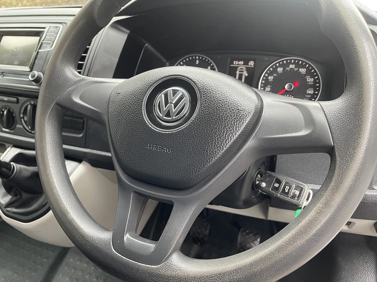 Used Volkswagen Transporter 2018 for sale - 76667389: Photo 45