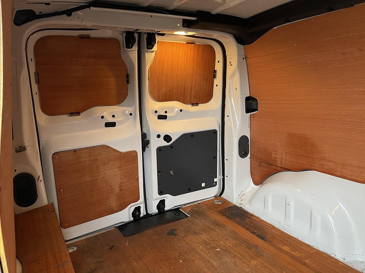 Used Peugeot Expert 2022 for sale - 76472170: Photo 37