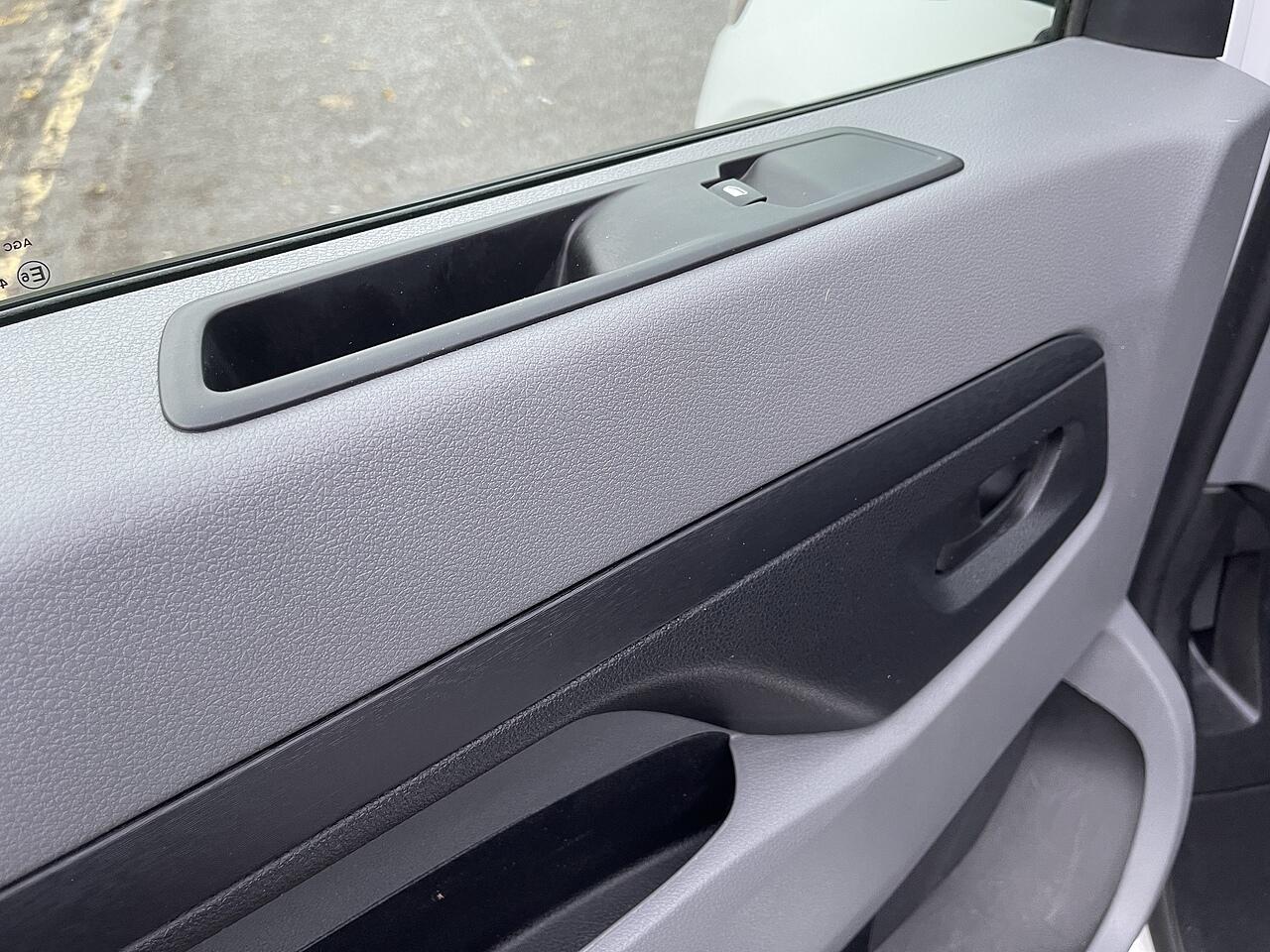 Used Peugeot Expert 2022 for sale - 76472170: Photo 39