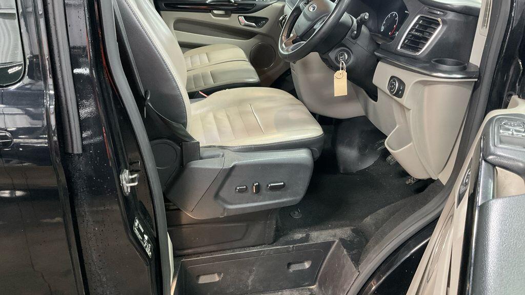 Used Ford Tourneo Custom 2022 for sale - 76377241: Photo 9