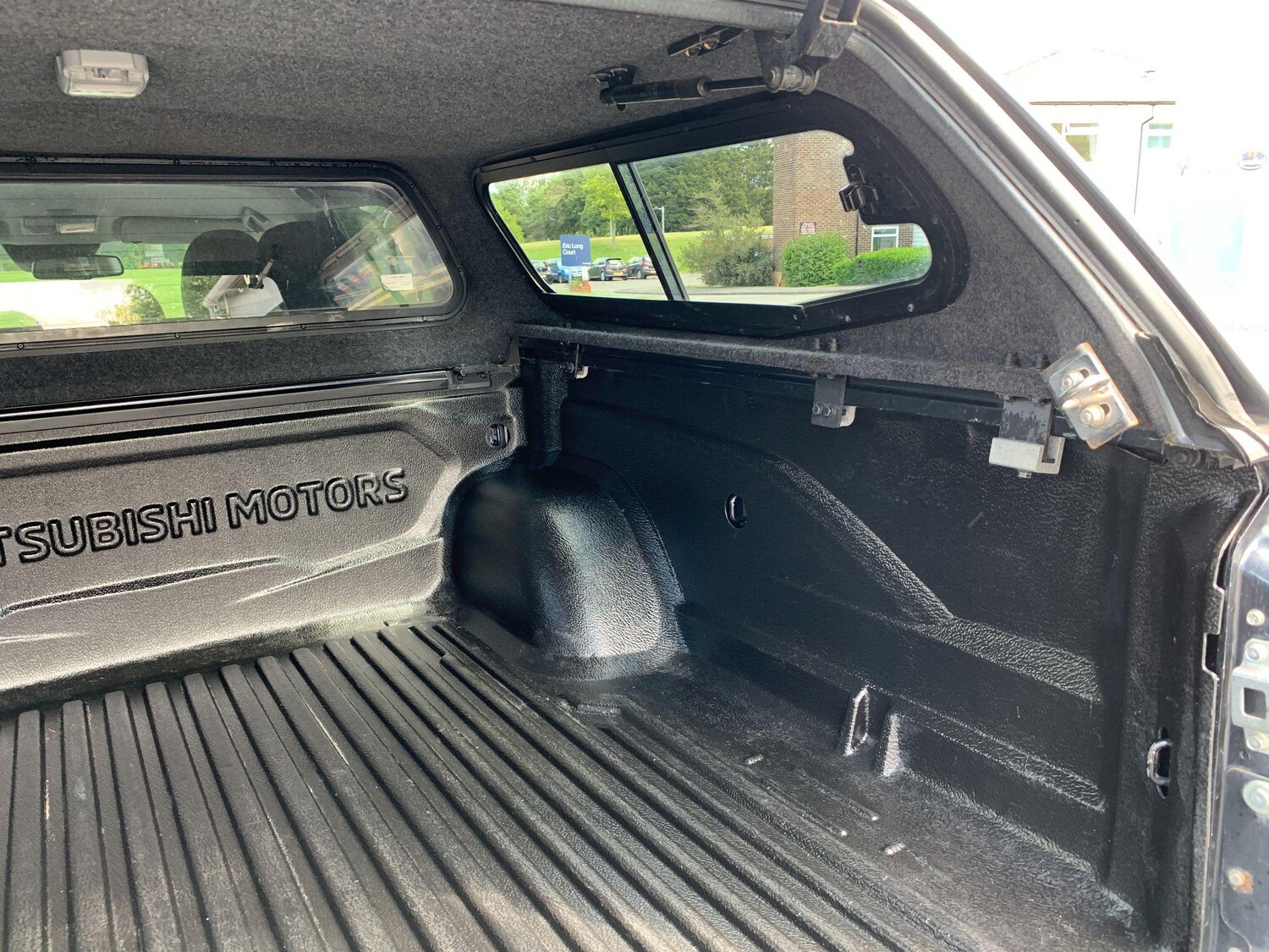 Vehicle 28