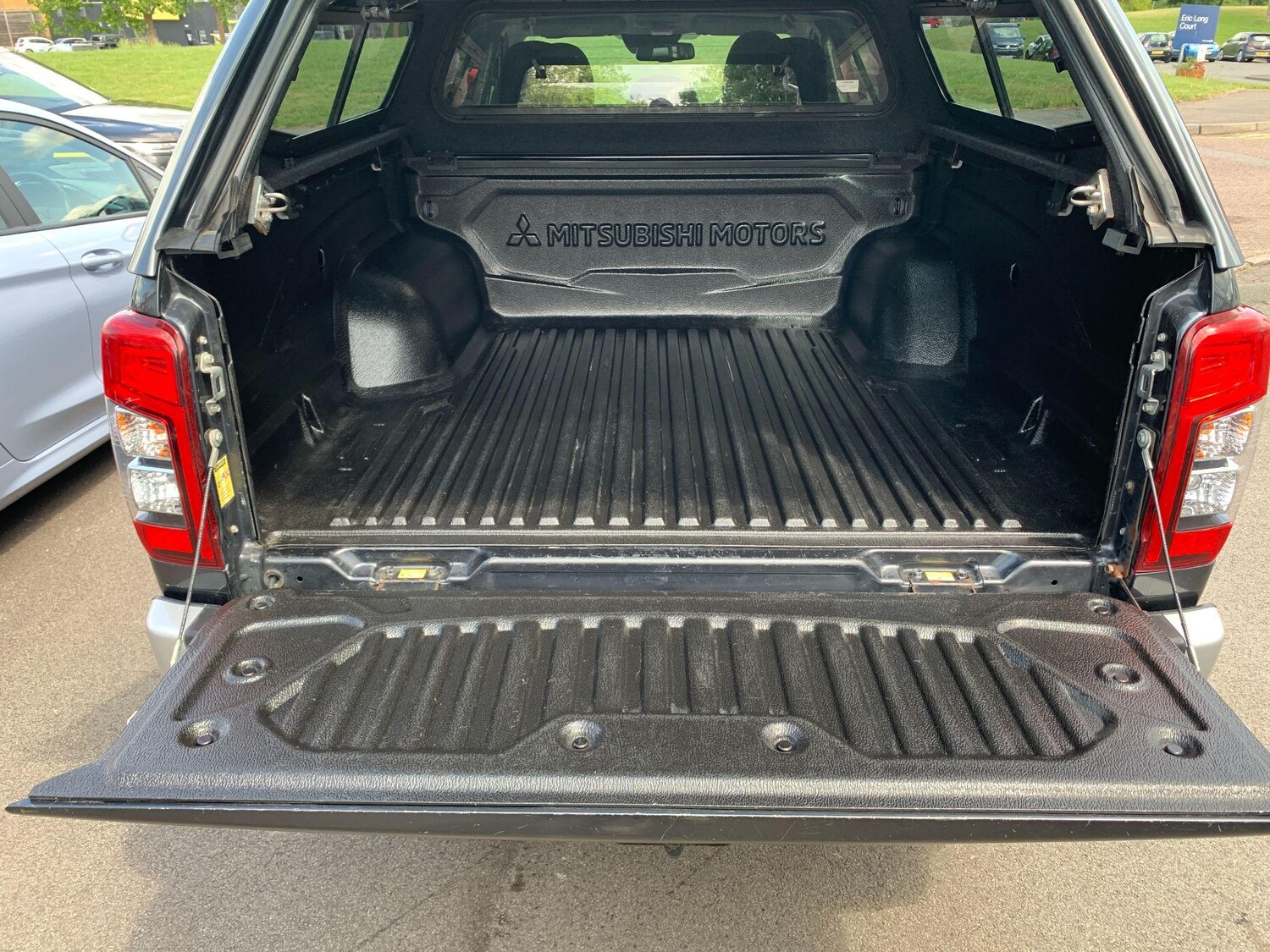 Vehicle 29
