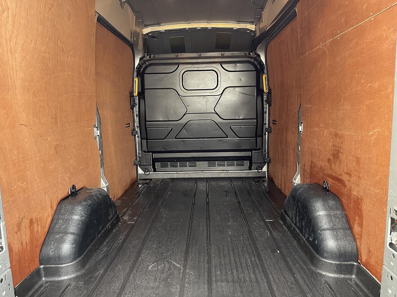 Used Ford Transit 2020 for sale - 76550761: Photo 35