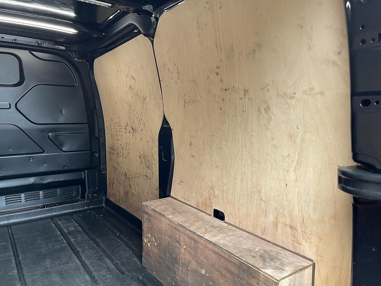 Used Ford Transit Custom 2022 for sale - 76446417: Photo 30