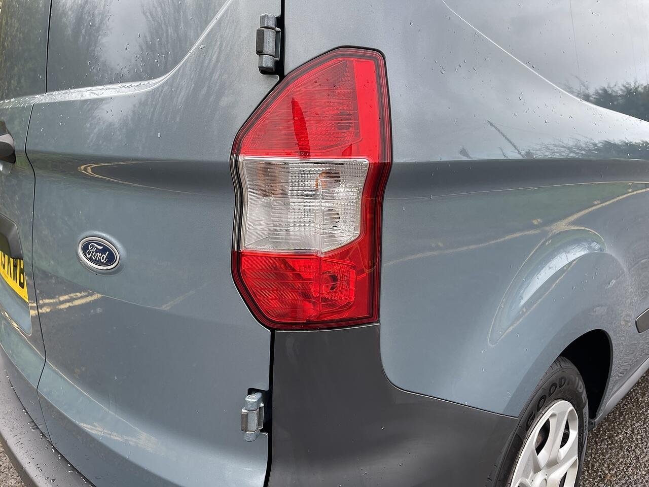 Used Ford Transit Courier 2019 for sale - 77057267: Photo 12