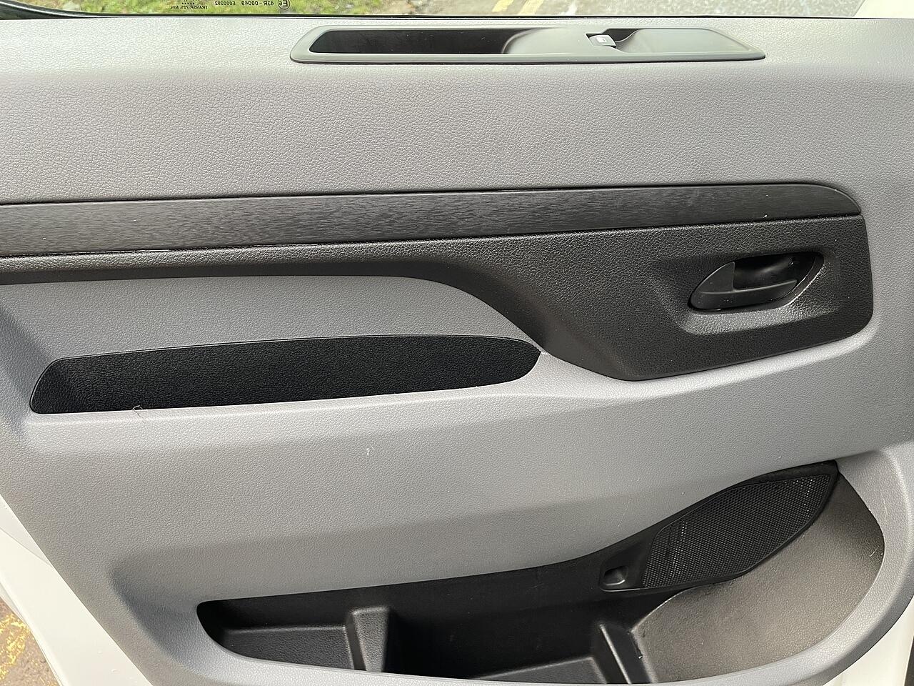 Used Peugeot e-Expert for sale - 77824388: Photo 32