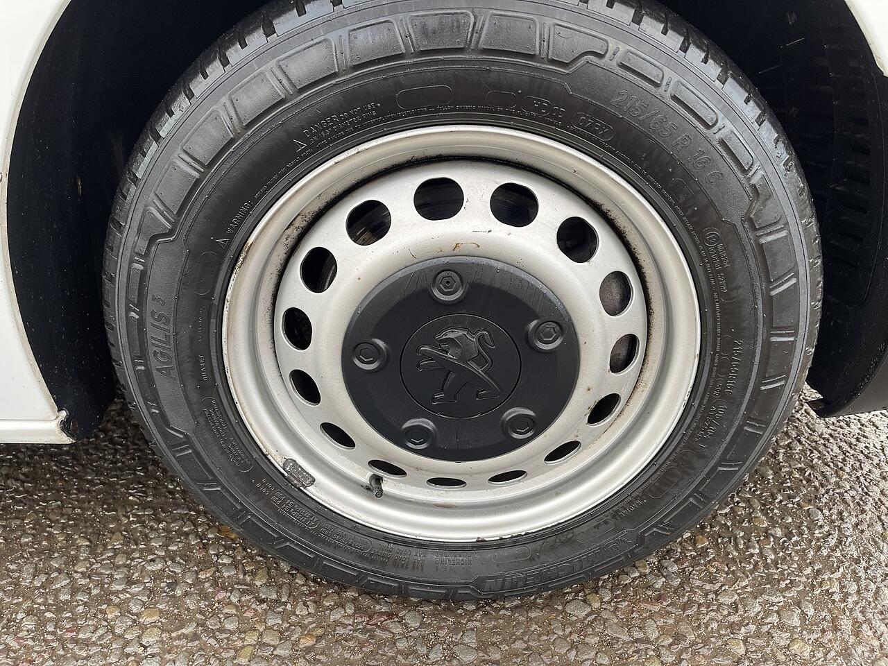 Used Peugeot e-Expert for sale - 77824388: Photo 38