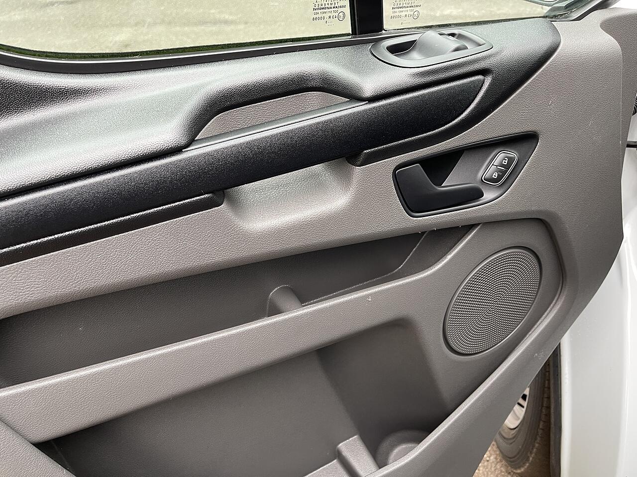 Used Ford Transit Custom 2018 for sale - 76371734: Photo 40