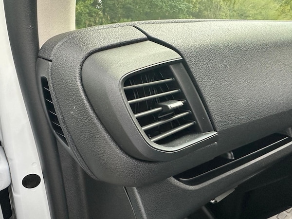 Used Vauxhall Vivaro Electric 2023 for sale - 76020463: Photo 29