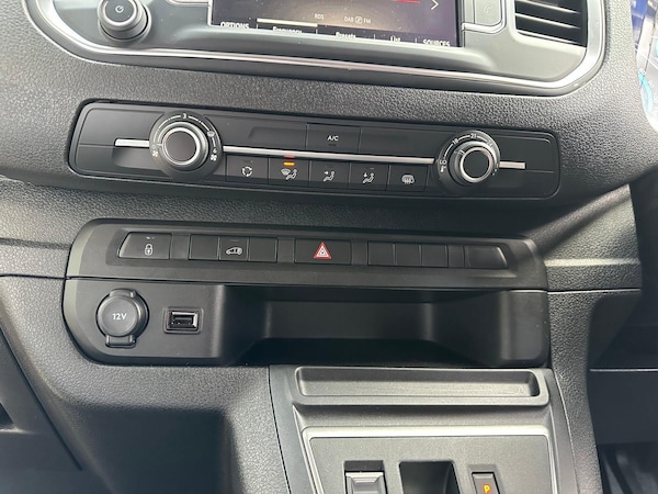 Used Vauxhall Vivaro Electric 2023 for sale - 76020463: Photo 30