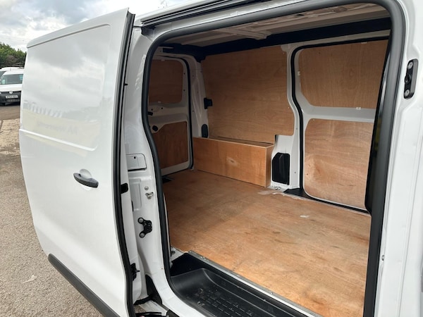 Used Vauxhall Vivaro Electric 2023 for sale - 76020463: Photo 42