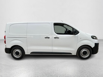 Used Vauxhall Vivaro Electric 2023 for sale - 76020463: Photo 4