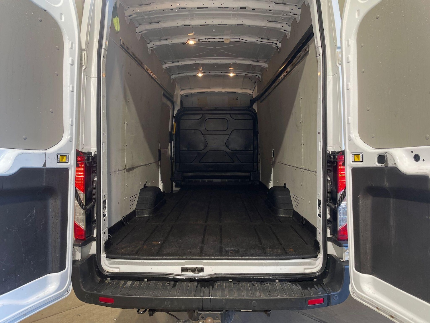 Used Ford Transit for sale - 78006992: Photo 9