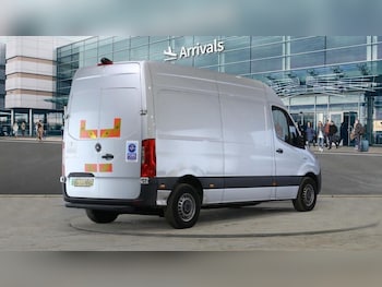 Used Mercedes-Benz Sprinter 2022 for sale - 77237747: Photo