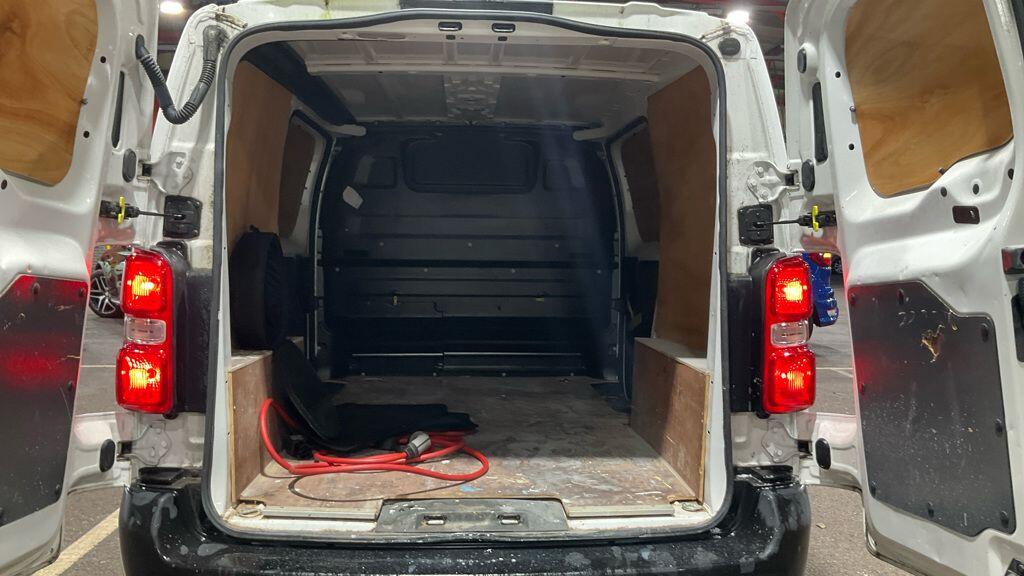 Used Peugeot e-Expert for sale - 77267612: Photo 19