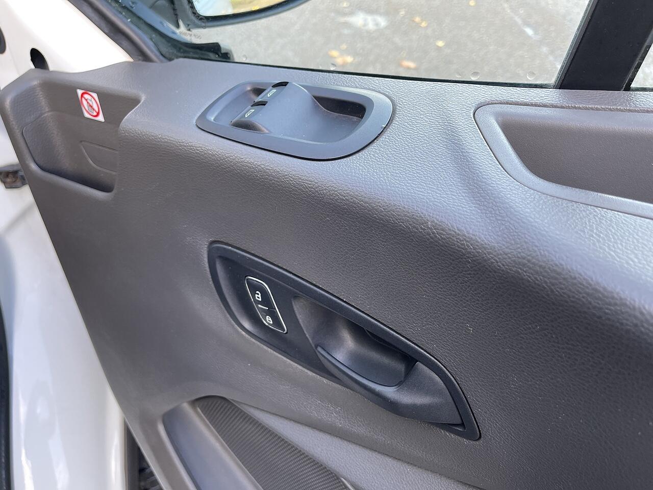 Used Ford Transit 2020 for sale - 77682893: Photo 38