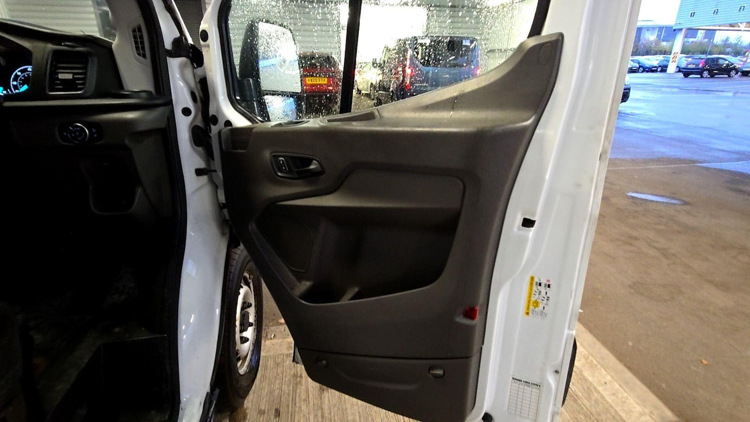 Used Ford Transit 2020 for sale - 76634270: Photo 11