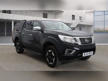 Nissan - Navara