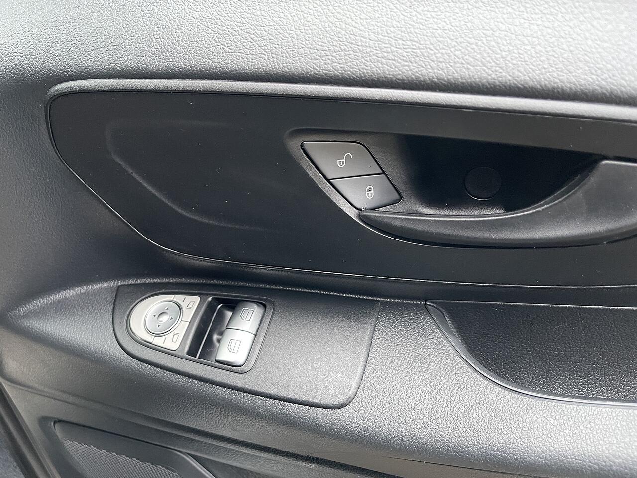 Used Mercedes-Benz Vito 2022 for sale - 77060353: Photo 44