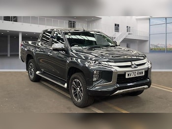 Mitsubishi - L200
