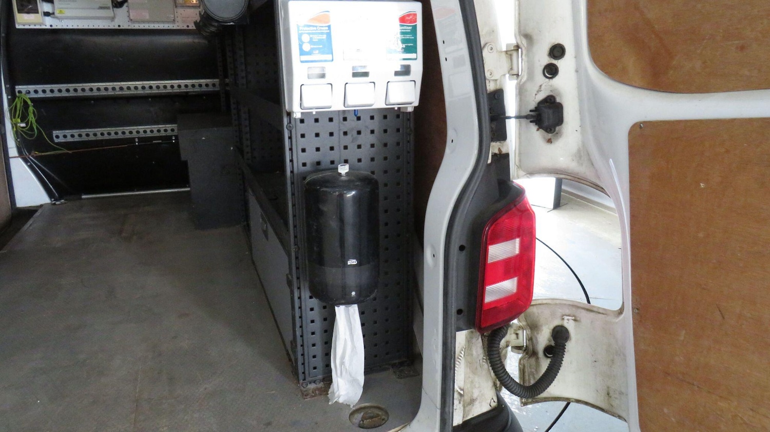 Used Volkswagen Transporter 2018 for sale - 77992962: Photo 13