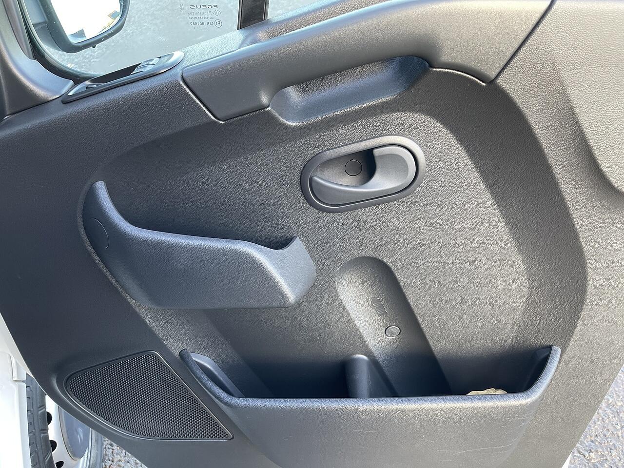 Used Renault Master 2023 for sale - 76473193: Photo 37