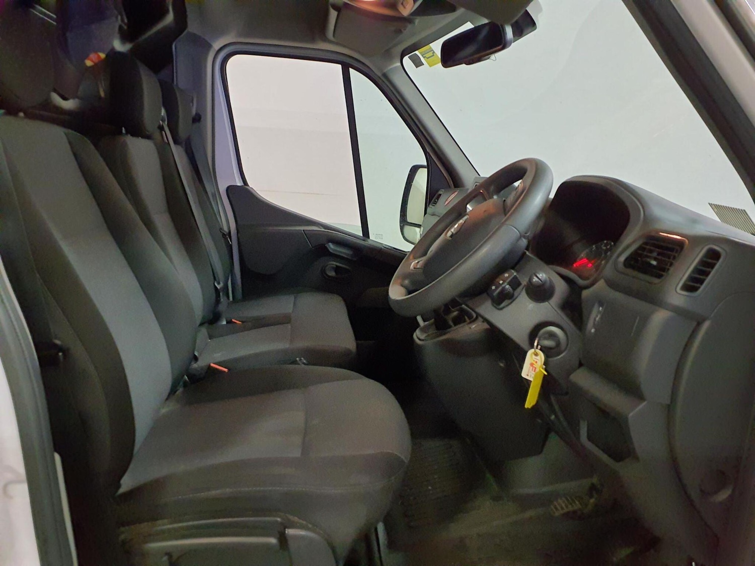 Used Renault Master 2023 for sale - 76473193: Photo 5