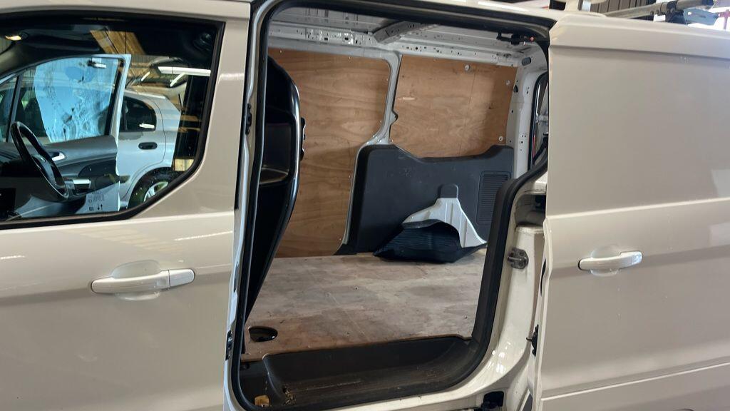 Used Ford Transit Connect 2021 for sale - 78099852: Photo 17