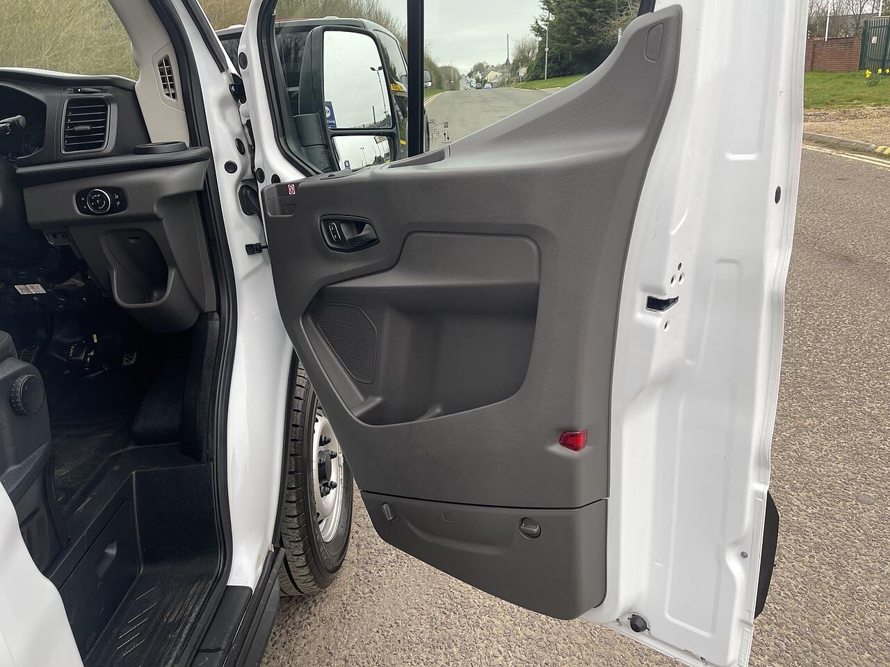 Used Ford Transit 2023 for sale - 77939961: Photo 50