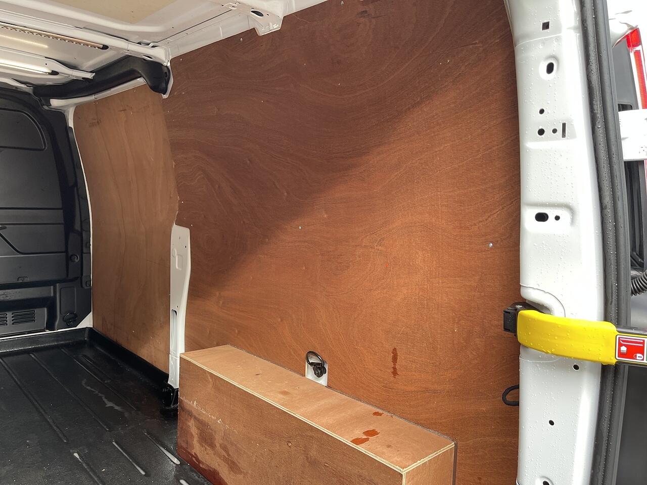 Used Ford Transit Custom 2022 for sale - 76108443: Photo 31