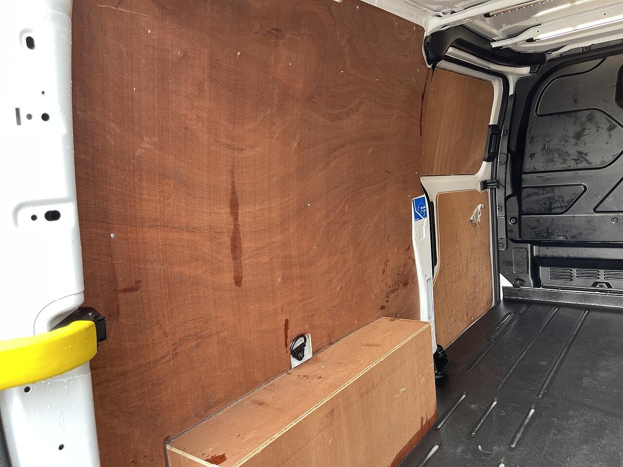 Used Ford Transit Custom 2022 for sale - 76108443: Photo 32