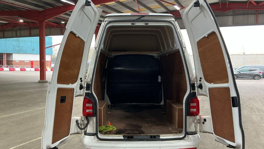 Used Volkswagen Transporter 2019 for sale - 77467976: Photo 10