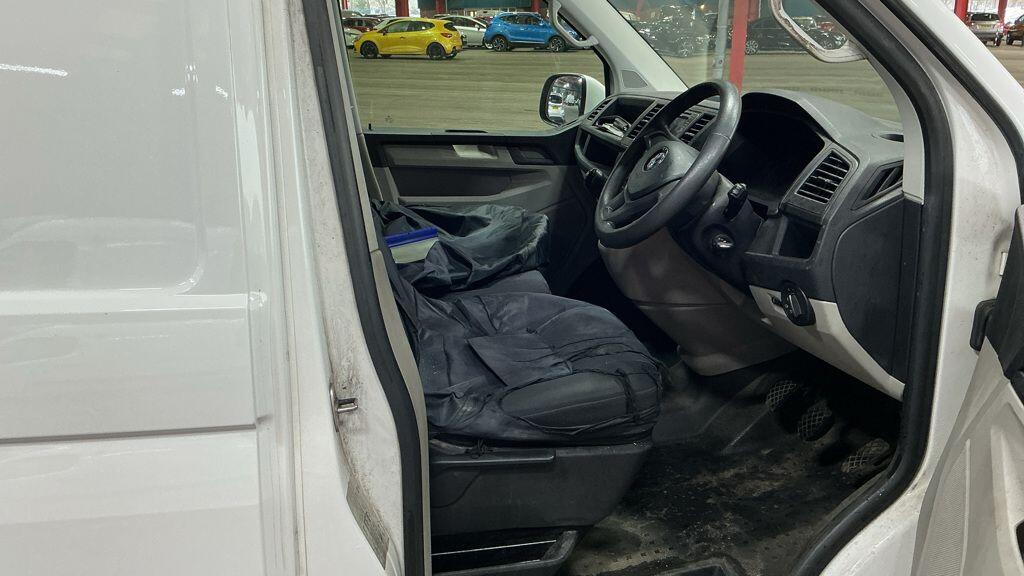 Used Volkswagen Transporter 2019 for sale - 77467976: Photo 7