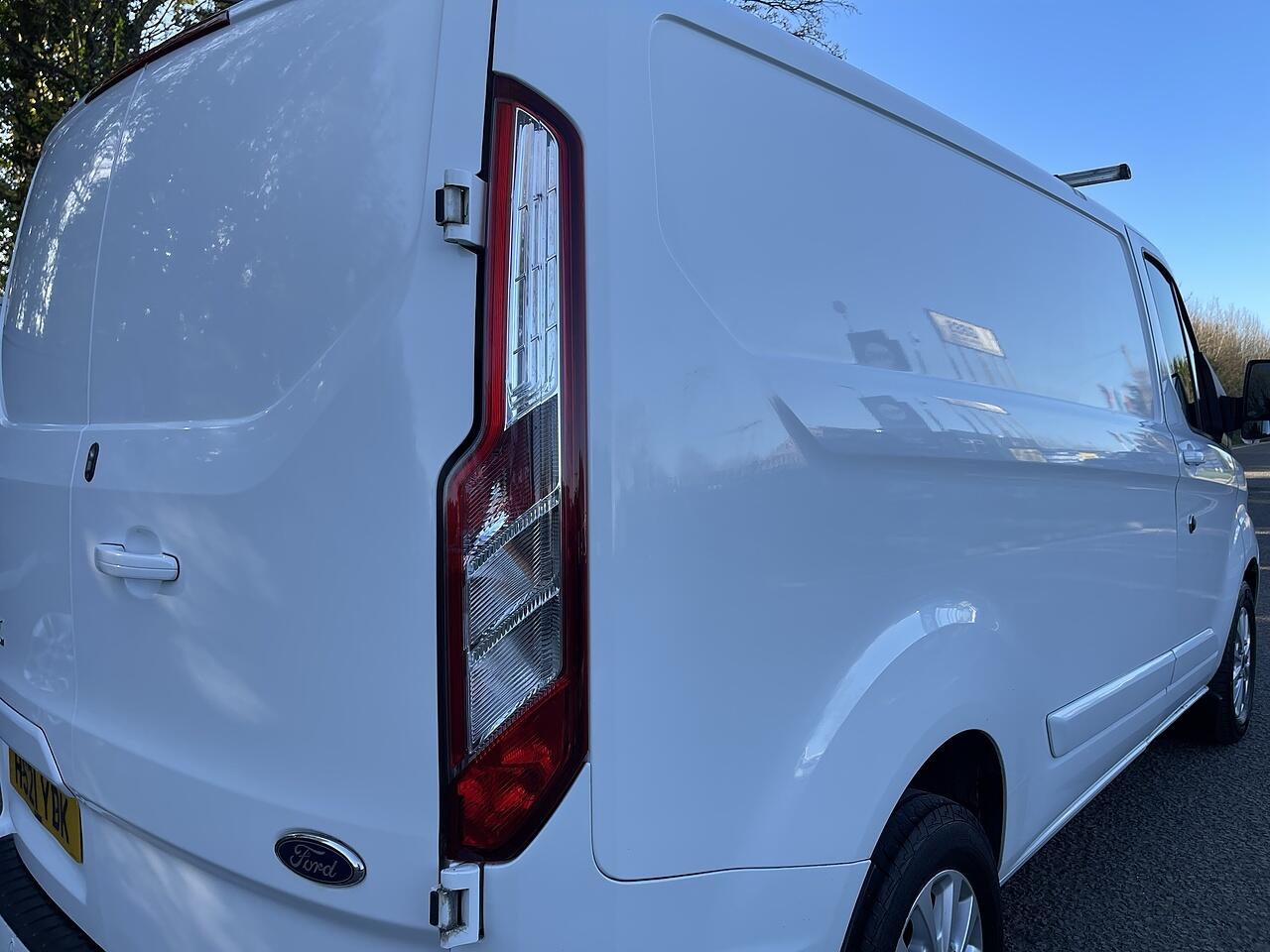 Used Ford Transit Custom 2021 for sale - 76485638: Photo 11