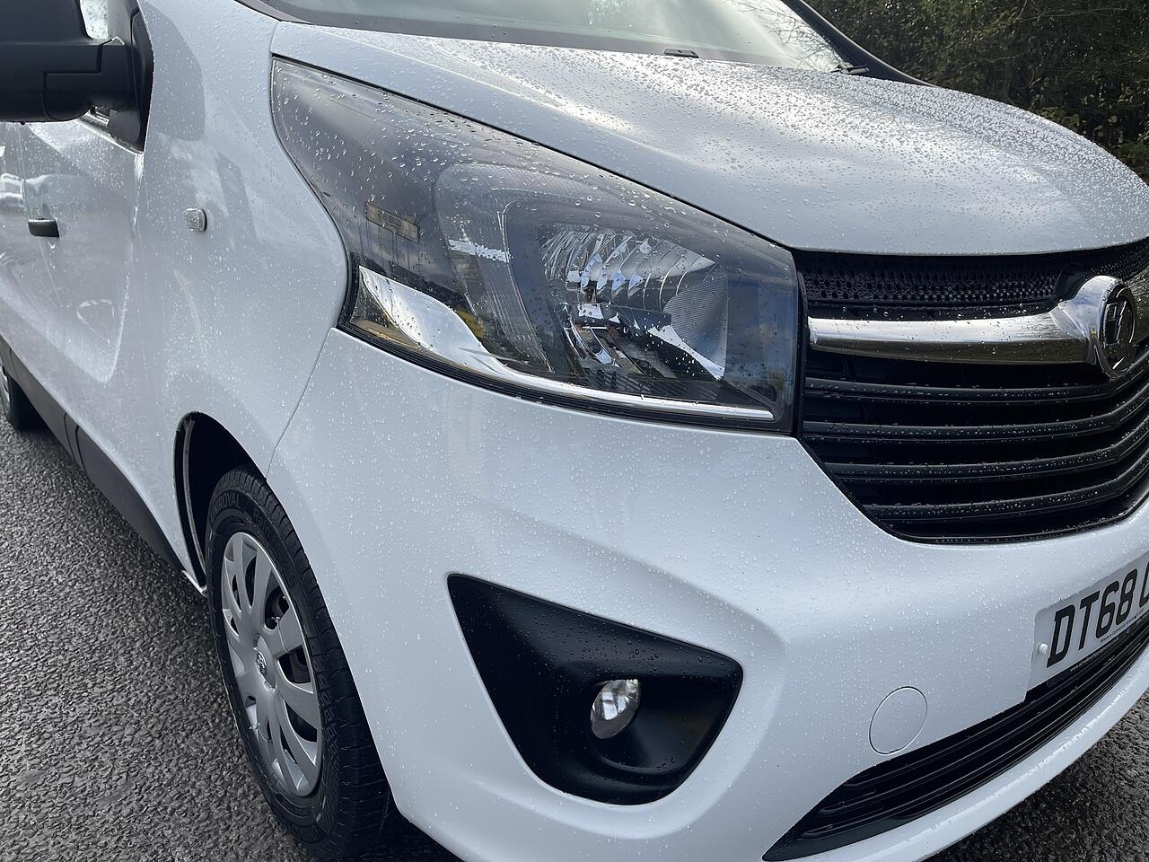 Used Vauxhall Vivaro 2018 for sale - 77969822: Photo 11