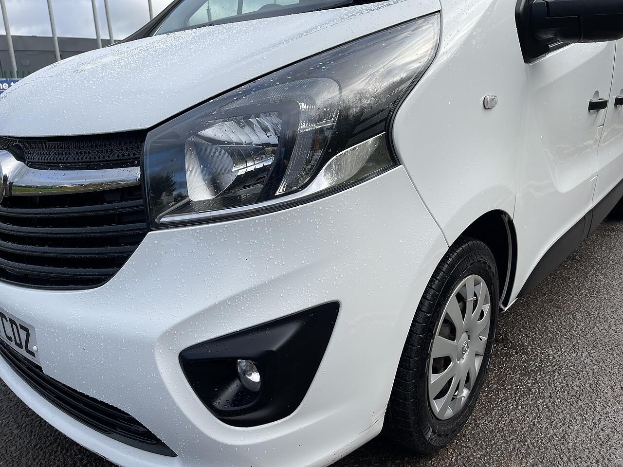 Used Vauxhall Vivaro 2018 for sale - 77969822: Photo 12