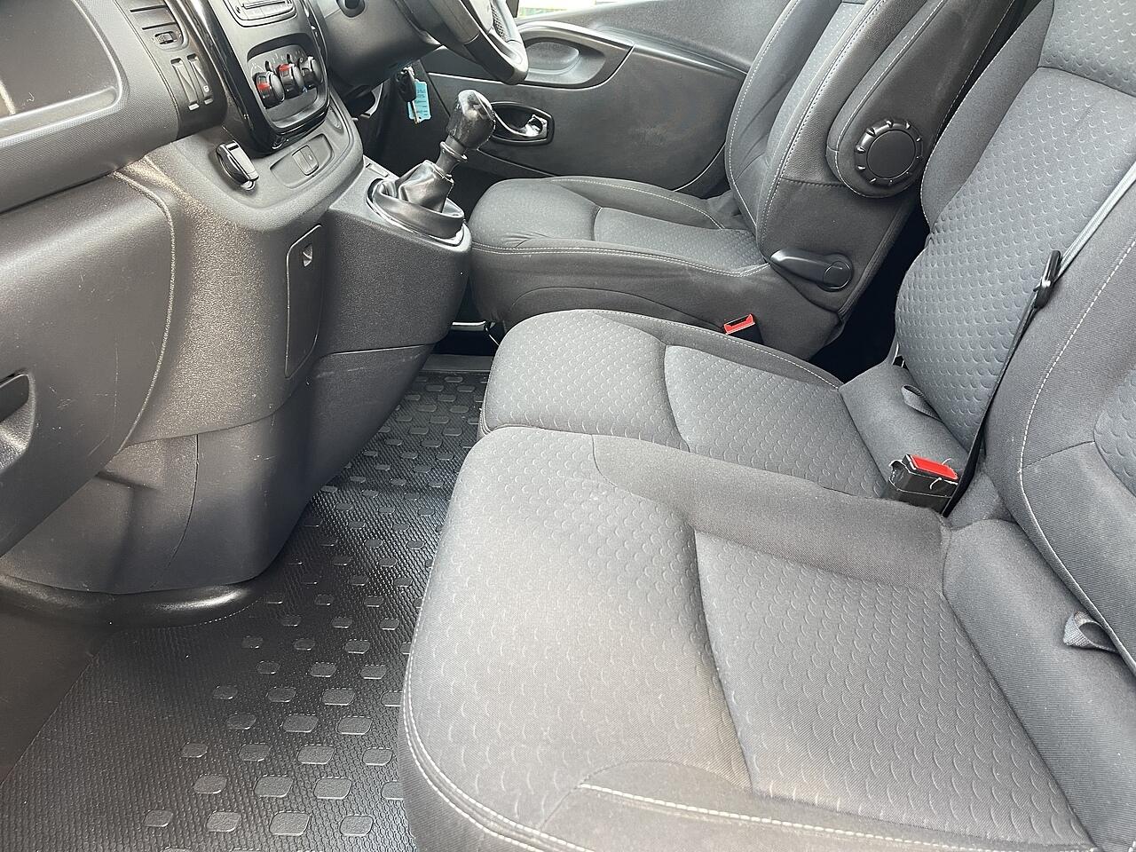 Used Vauxhall Vivaro 2018 for sale - 77969822: Photo 22