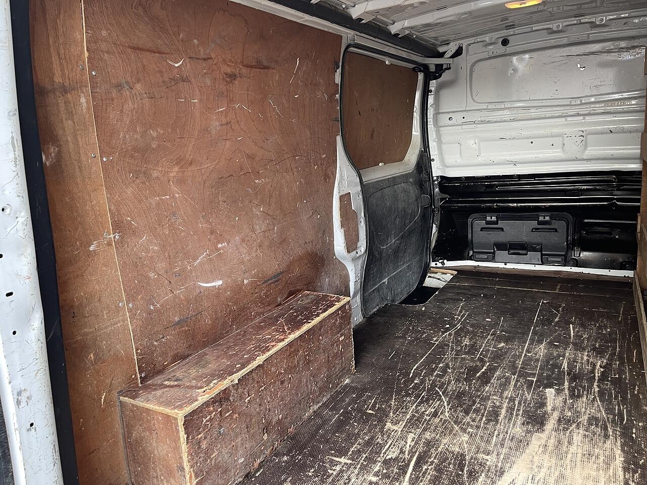 Used Vauxhall Vivaro 2018 for sale - 77969822: Photo 32