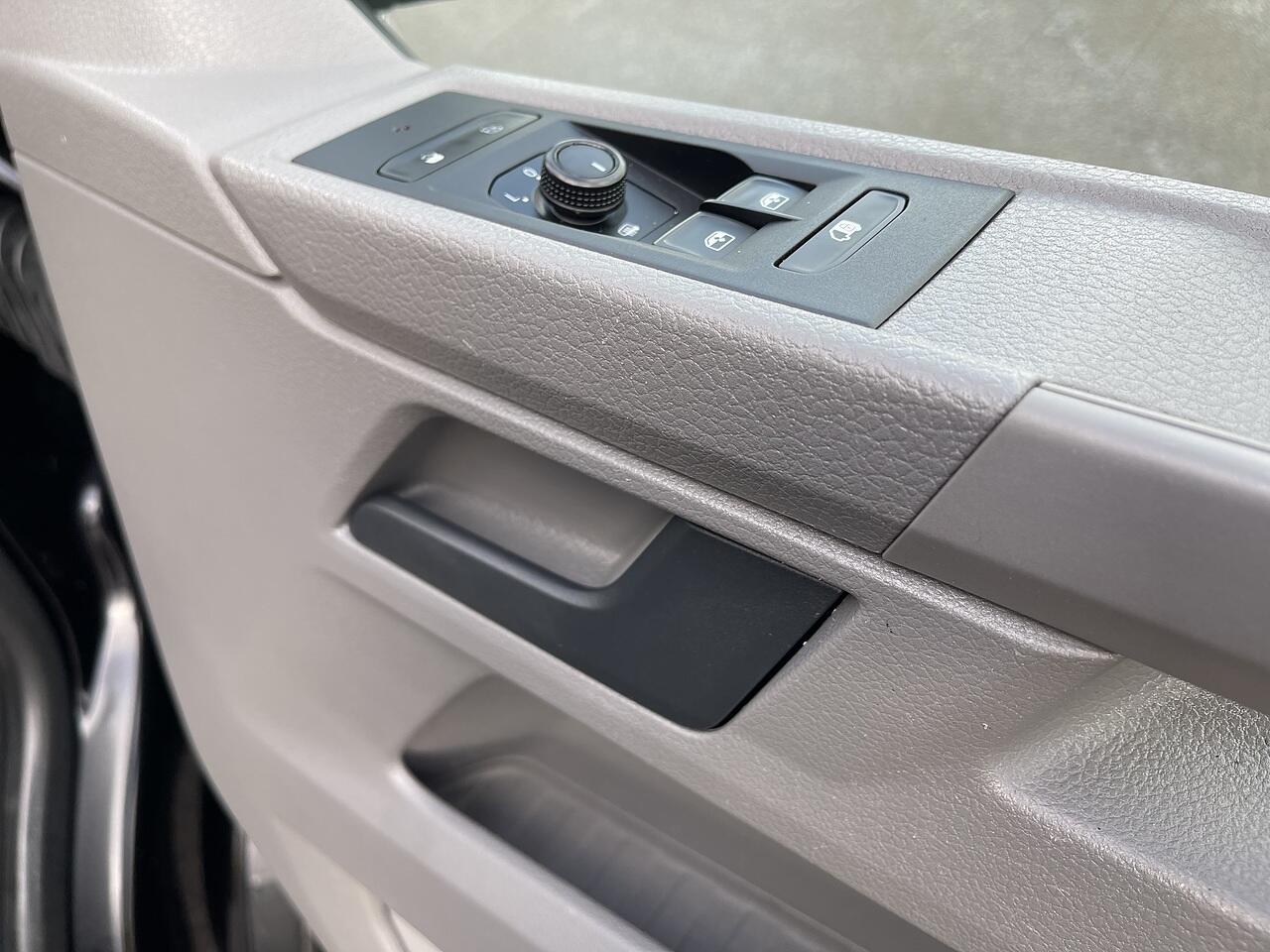 Used Volkswagen Transporter 2021 for sale - 77020863: Photo 41